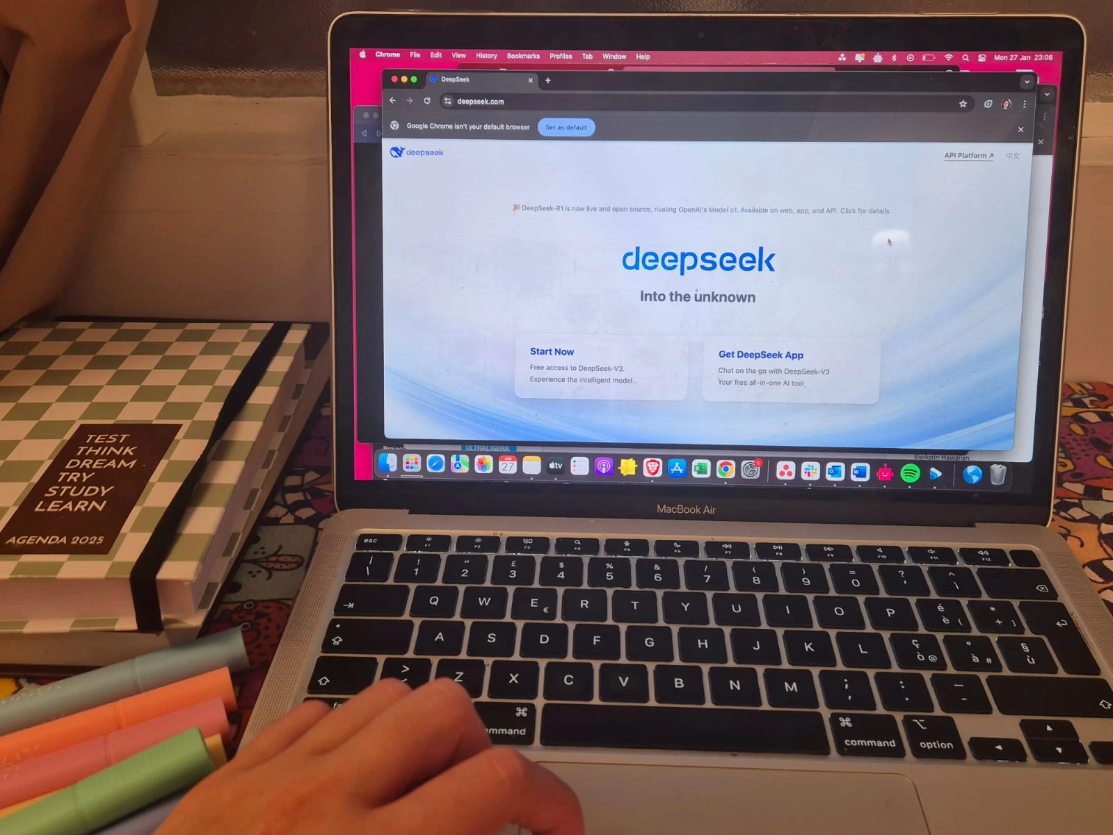 DeepSeek begränsar registreringar efter cyberattacker