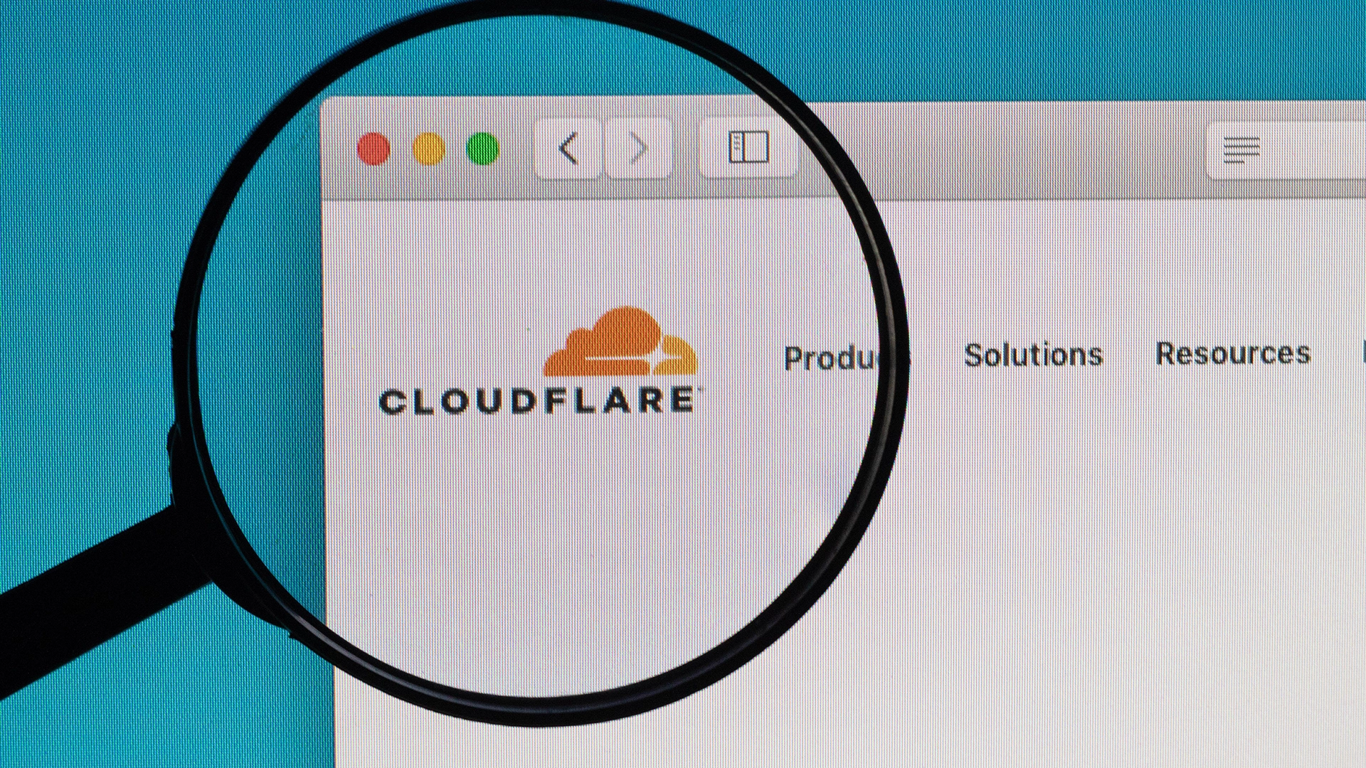 AI Labyrint: Cloudflares nya verktyg lurar AI-sökrobotar med falska webbsidor