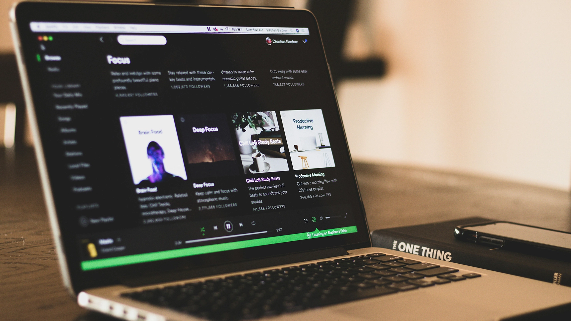 Spotify publicerar AI-genererade låtar under avlidna artisters namn utan tillåtelse